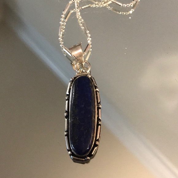 Lapis lazuli in a pretty oblong setting. 2 1/4 “ - Picture 4 of 4